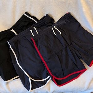 3️⃣ Gym shorts bundle (3 pairs)